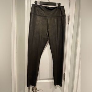 Simply Vera Vera Wang Size L Black Faux Leather High Waist Leggings